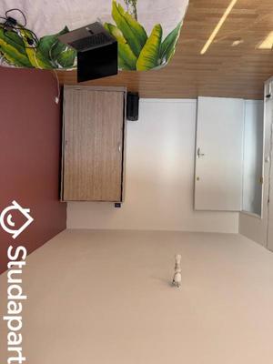 Chambre - 12 m² - 1 pièce