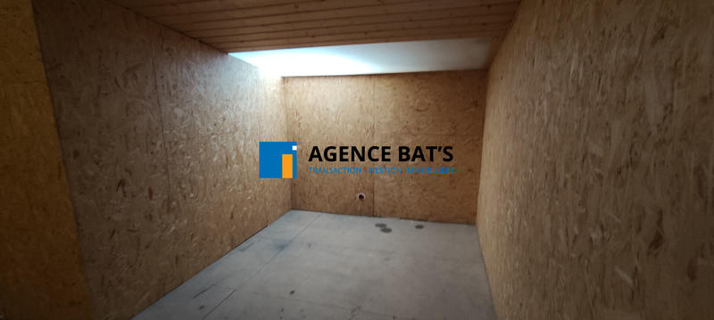 Local commercial - 120 m² - 5 pièces