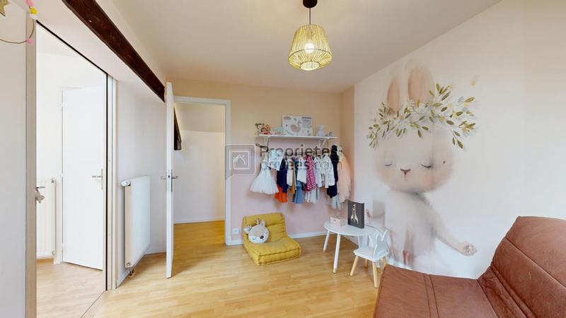 Maison - 260 m² - 9 pièces