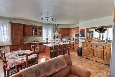 Maison - 168 m² - 5 pièces