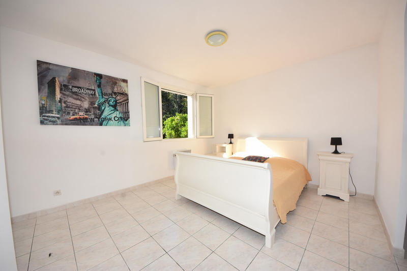 Maison - 97 m² - 4 pièces