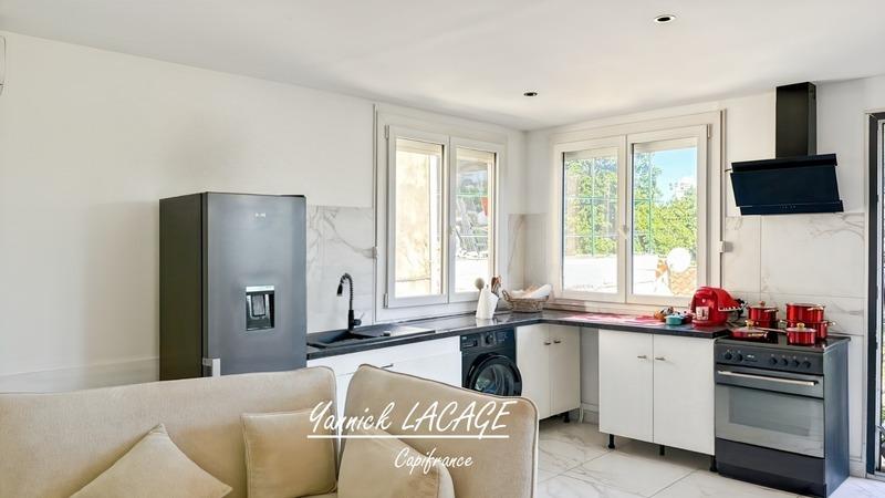 Immeuble - 138 m² - 8 pièces