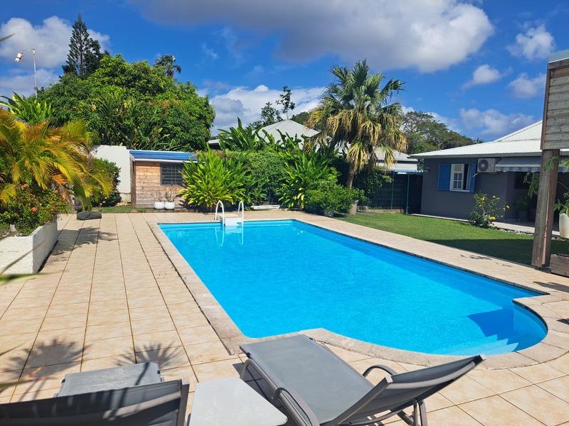 Maison - 88 m² - 4 pièces