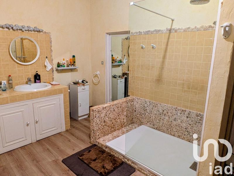 Maison - 286 m² - 12 pièces