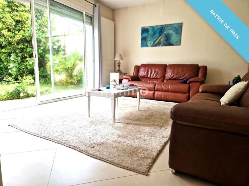 Maison traditionnelle - 194 m² - 6 pièces