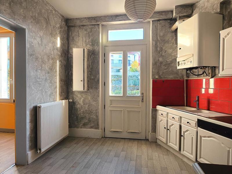 Maison - 80 m² - 4 pièces