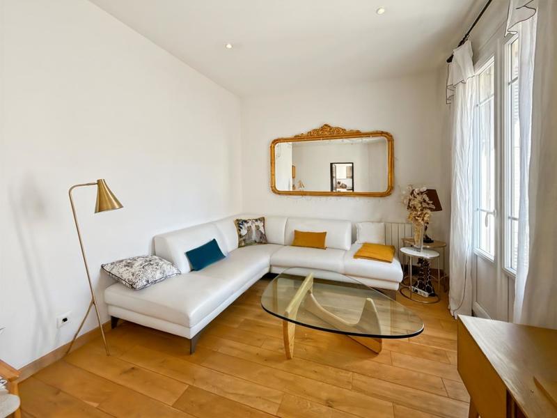 Appartement - 81 m² - 3 pièces