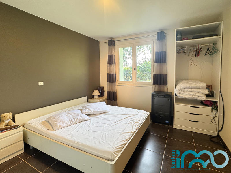 Maison - 177 m² - 7 pièces