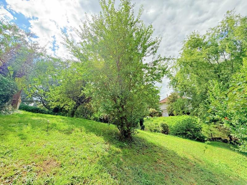 Terrain constructible - 619 m²
