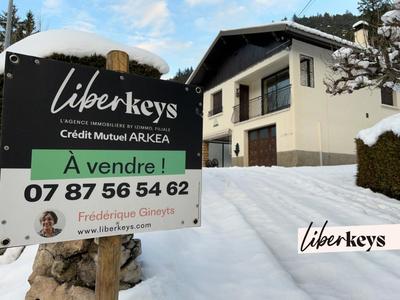 Maison - 153 m² - 7 pièces