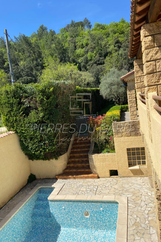 Maison - 136 m² - 5 pièces