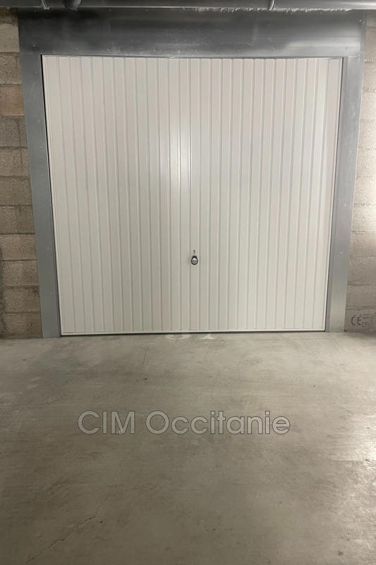 Parking / Garage - 17 m²