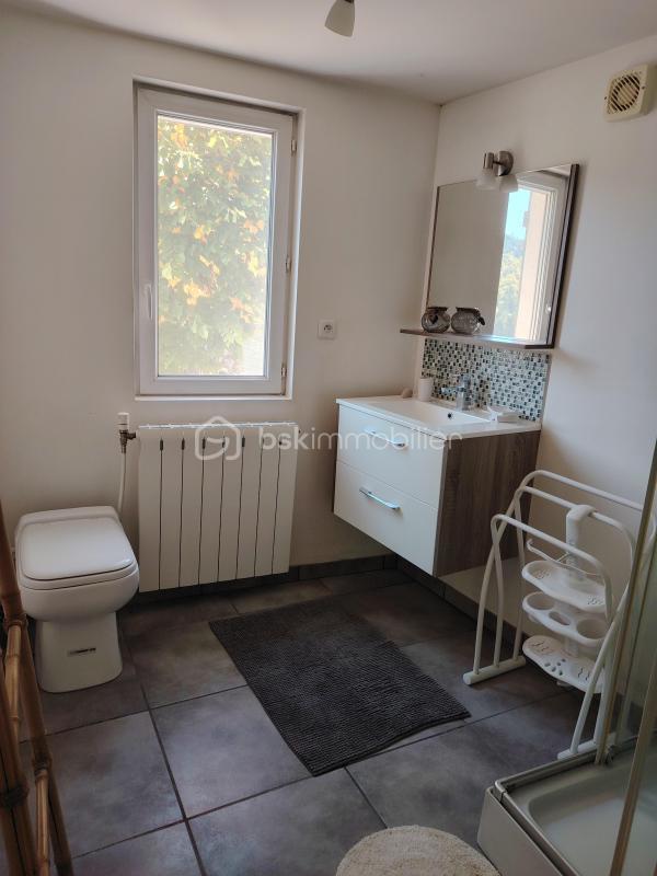 Maison - 77 m² - 3 pièces