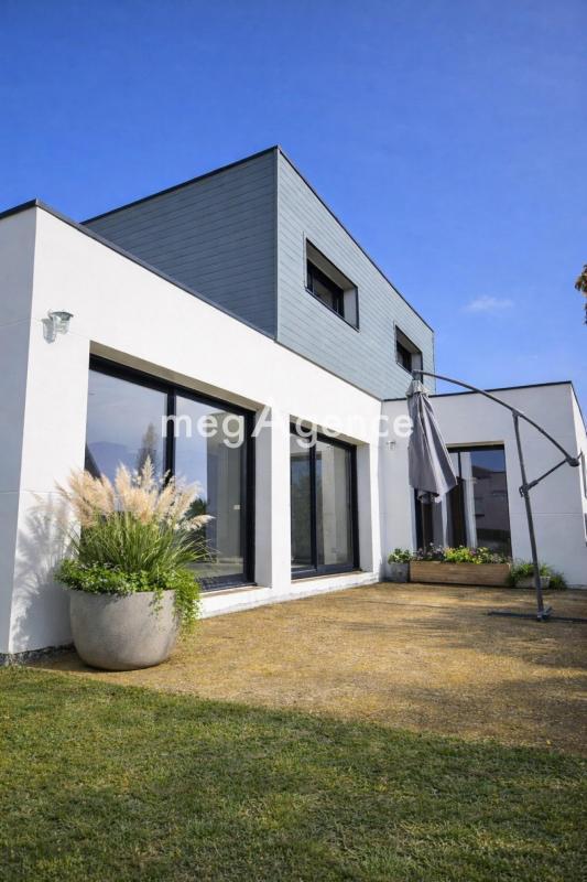 Maison - 130 m² - 7 pièces