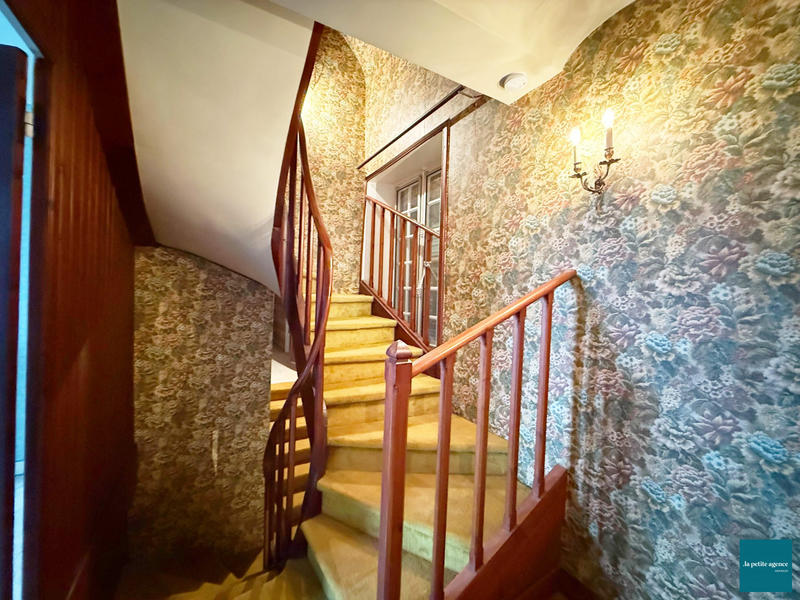 Maison - 175 m² - 7 pièces