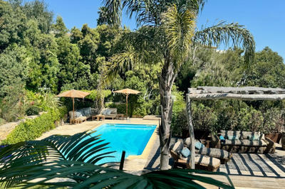 Maison - 135 m² - 4 pièces