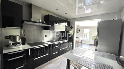 Maison - 130 m² - 5 pièces