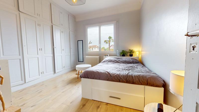 Maison traditionnelle - 109 m² - 6 pièces