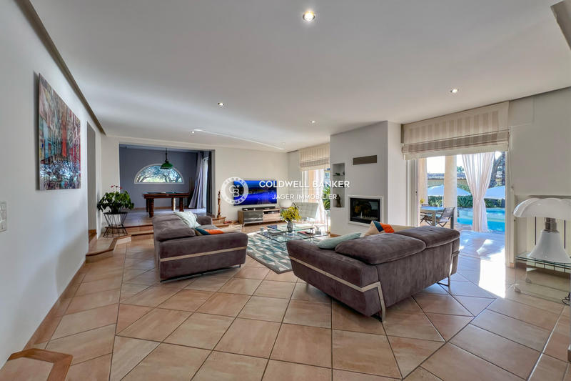 Villa - 223 m² - 5 pièces