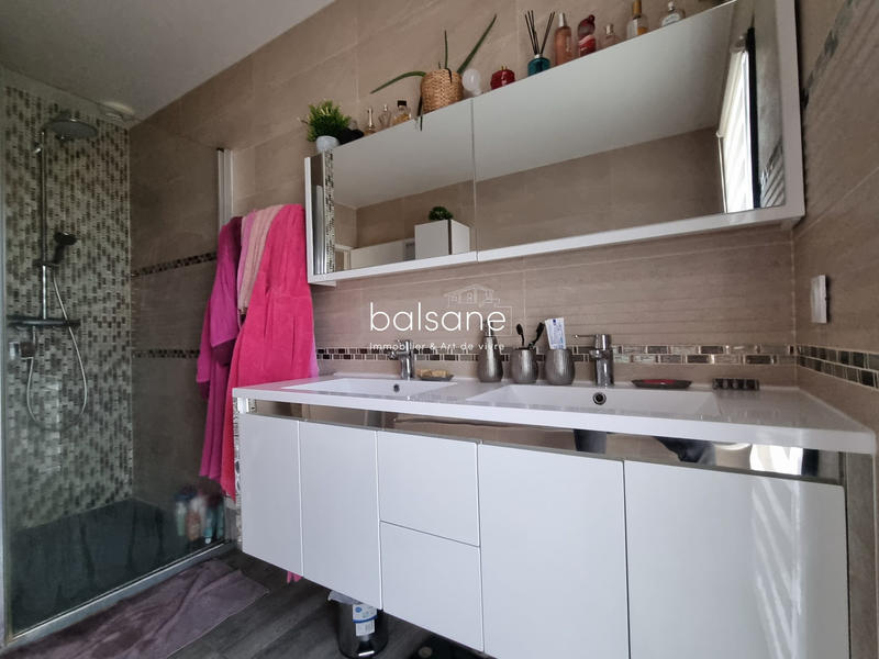 Maison contemporaine - 121 m² - 5 pièces