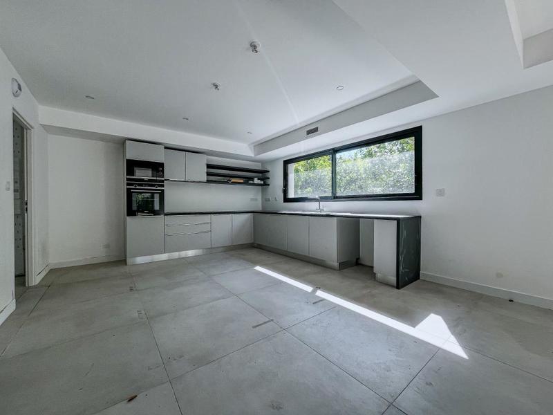 Maison - 165 m² - 5 pièces