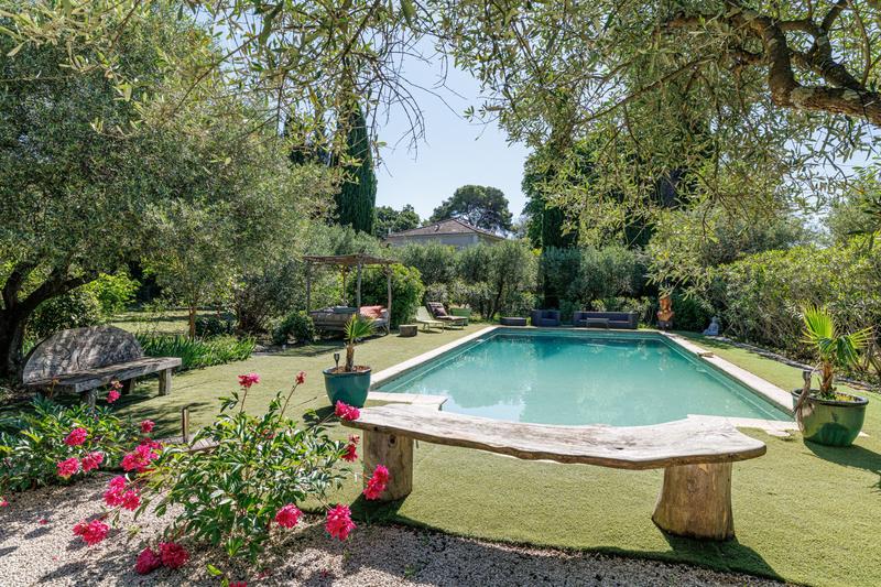 Maison - 184 m² - 6 pièces