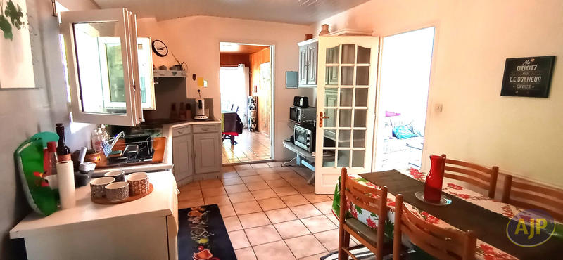 Maison - 97 m² - 4 pièces