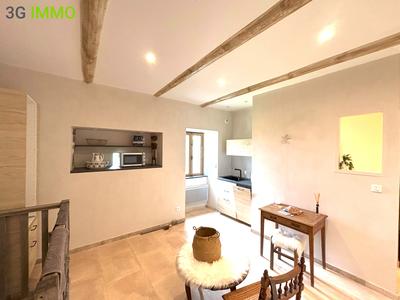 Maison en pierre - 131 m² - 4 pièces