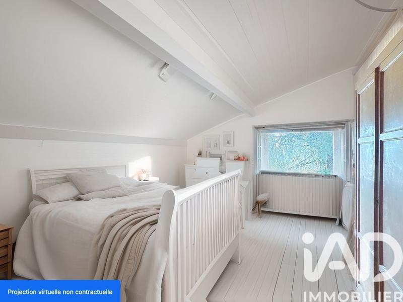 Maison - 190 m² - 8 pièces