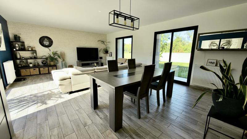 Maison - 140 m² - 7 pièces