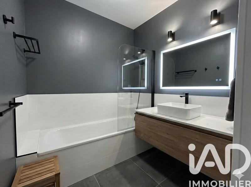 Appartement - 84 m² - 4 pièces