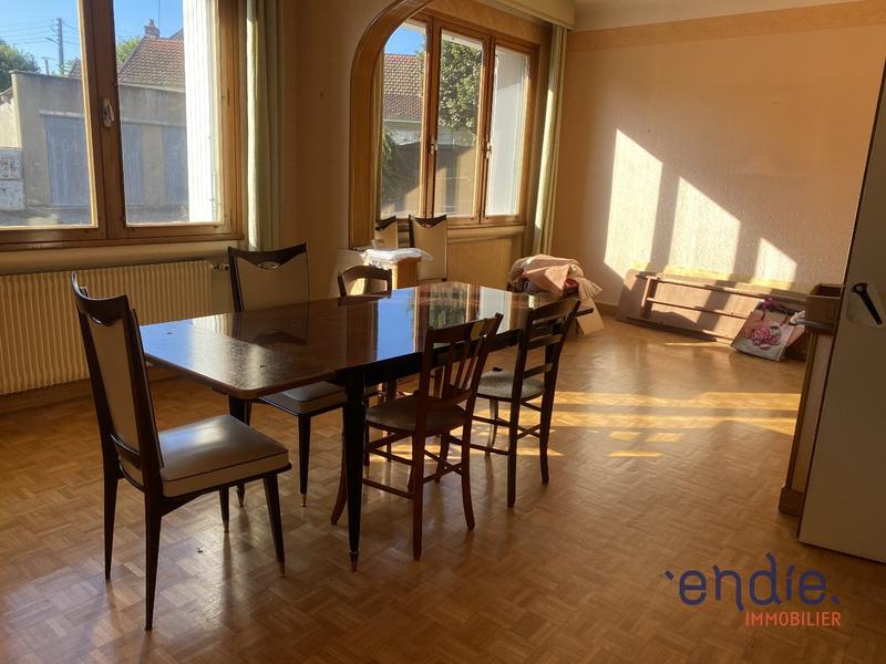 Immeuble - 184 m² - 7 pièces