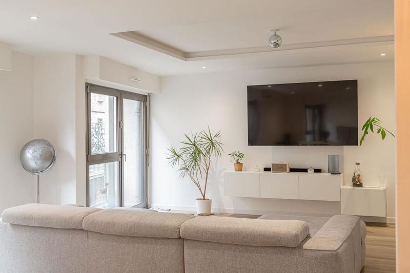 Appartement - 135 m² - 5 pièces