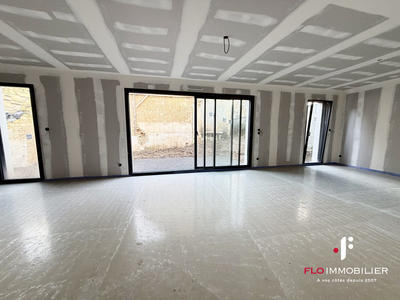 Maison - 117 m² - 5 pièces