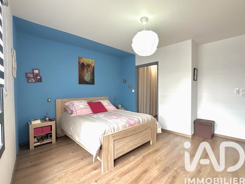 Appartement - 100 m² - 4 pièces