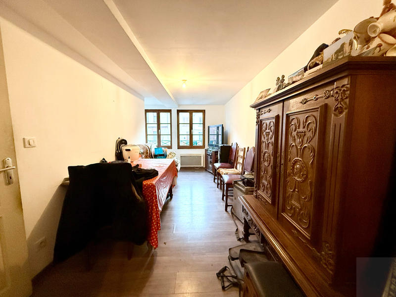 Maison - 97 m² - 5 pièces