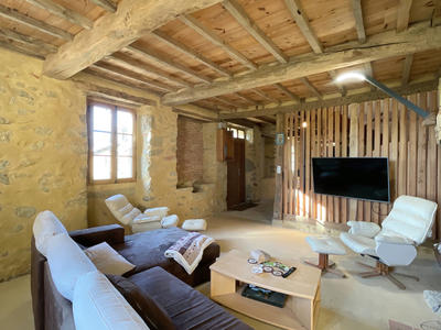 Maison - 235 m² - 9 pièces