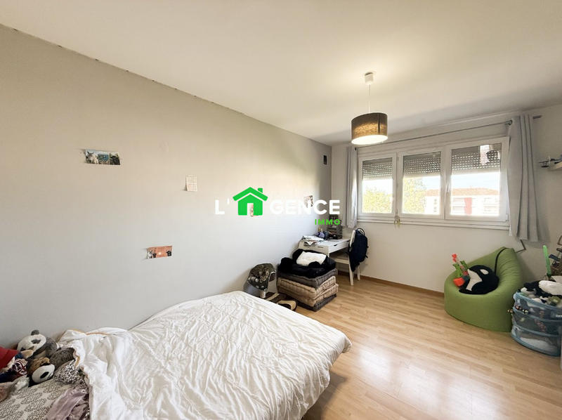 Appartement - 95 m² - 4 pièces