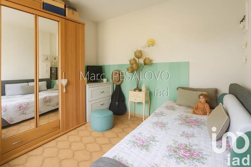 Maison - 180 m² - 8 pièces