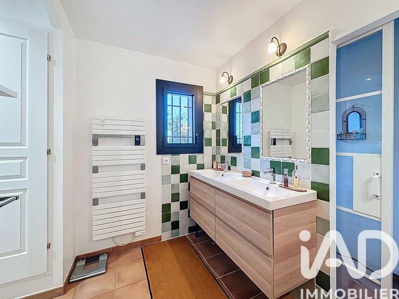 Maison - 187 m² - 7 pièces