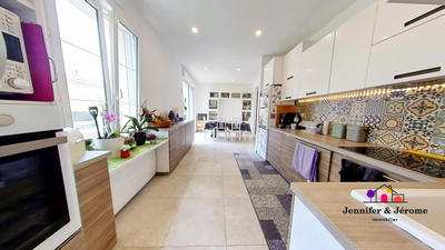 Maison - 100 m² - 5 pièces