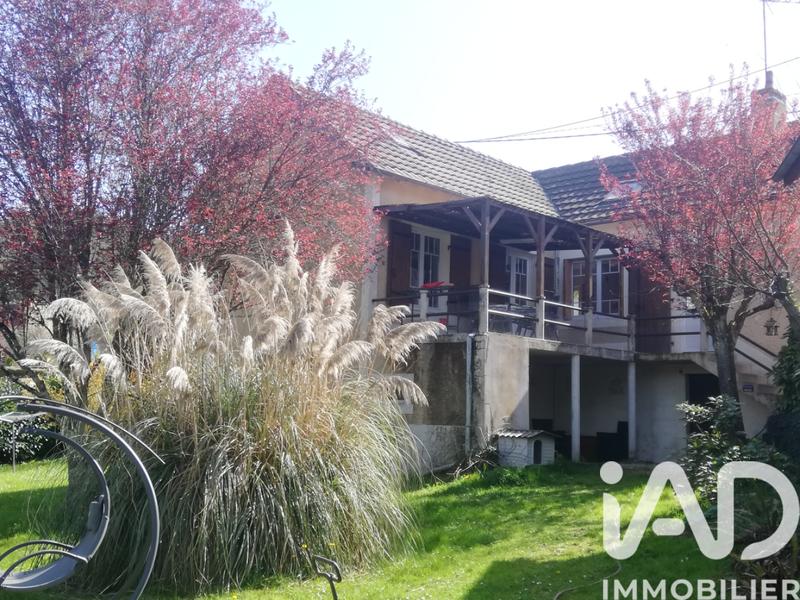 Maison - 180 m² - 6 pièces