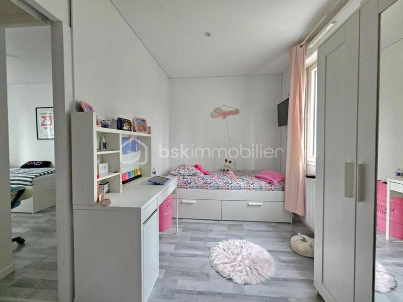 Pavillon - 100 m² - 6 pièces