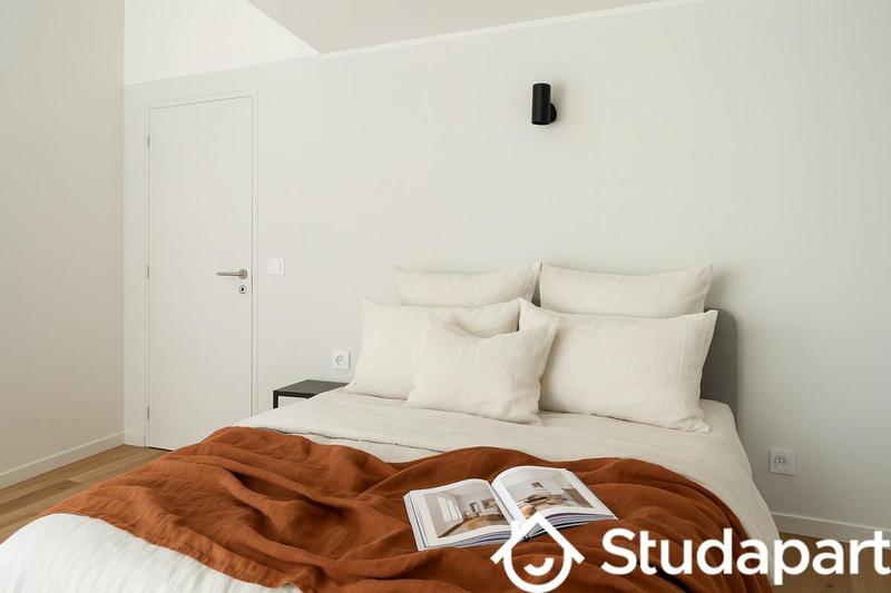 Chambre - 12 m² - 1 pièce