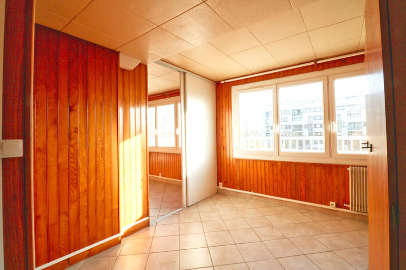 Appartement - 117 m² - 6 pièces