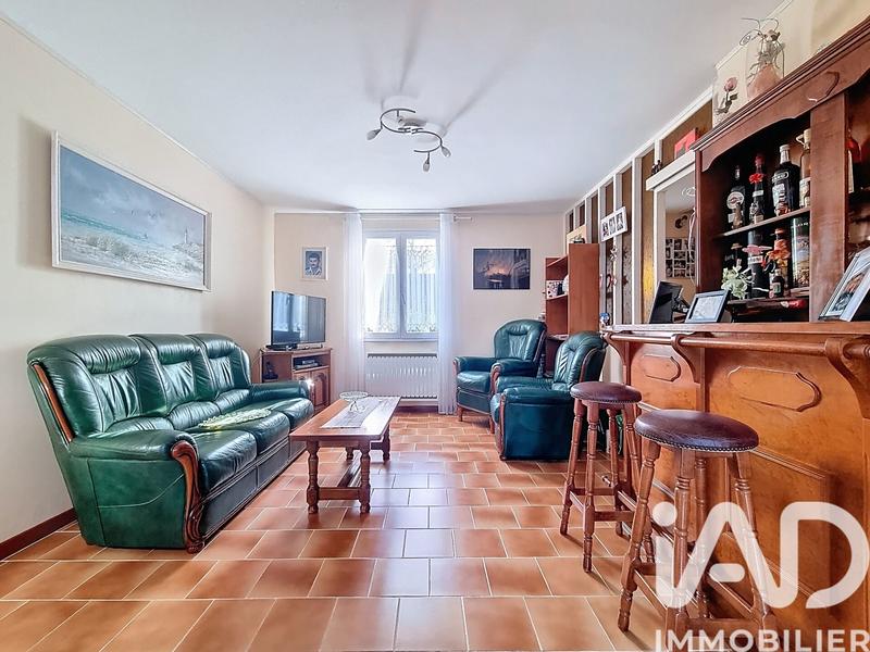 Maison - 90 m² - 5 pièces