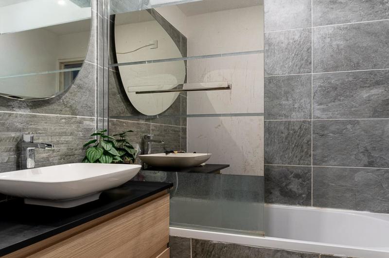 Appartement - 85 m² - 4 pièces