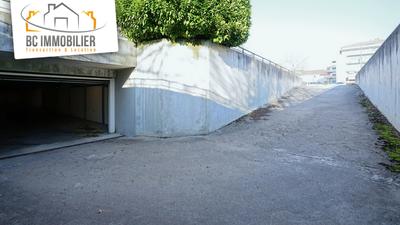 Parking / Garage - 14 m²