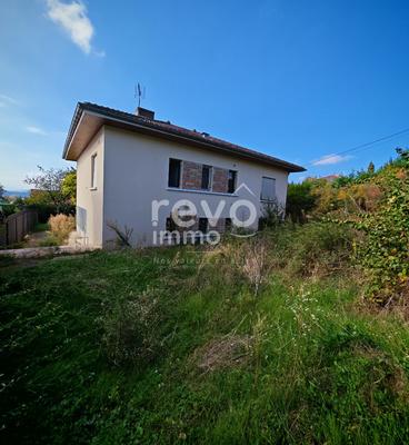 Maison ancienne - 171 m² - 6 pièces