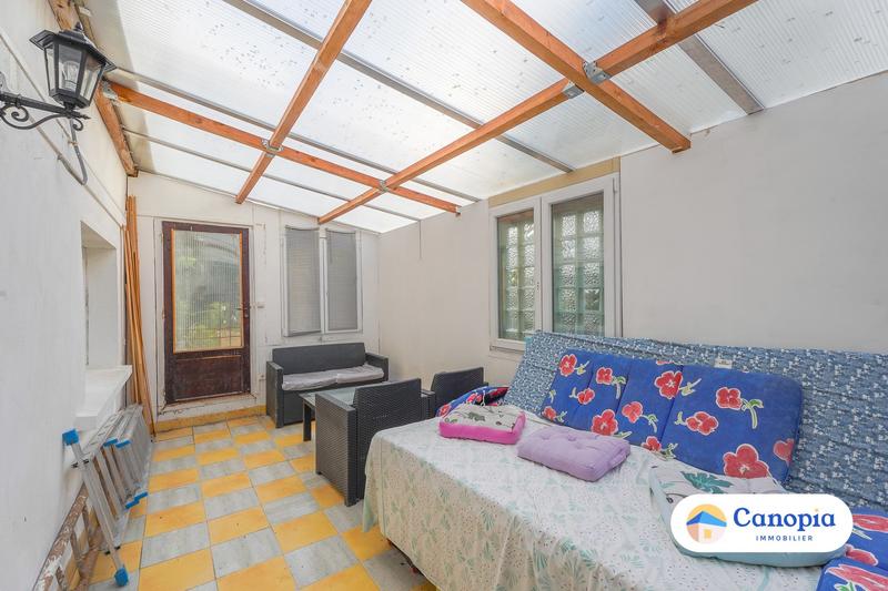 Maison - 93 m² - 5 pièces